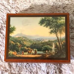 VINTAGE EDELWEISS MUSIC BOX